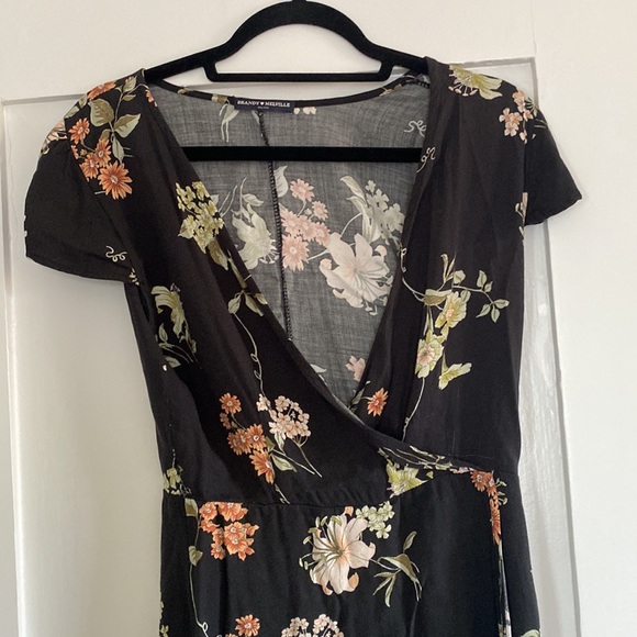 Brandy Melville rare floral romper - Picture 3 of 5